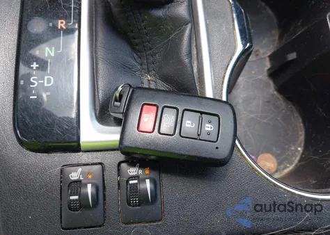 2018 Toyota Highlander Xle из США, поврежденный, VIN 5TDKZRFHXJS541345